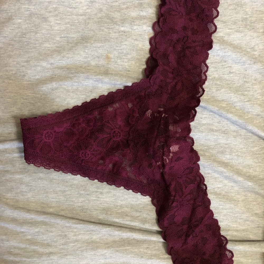 VS Lacy Burgundy Thong